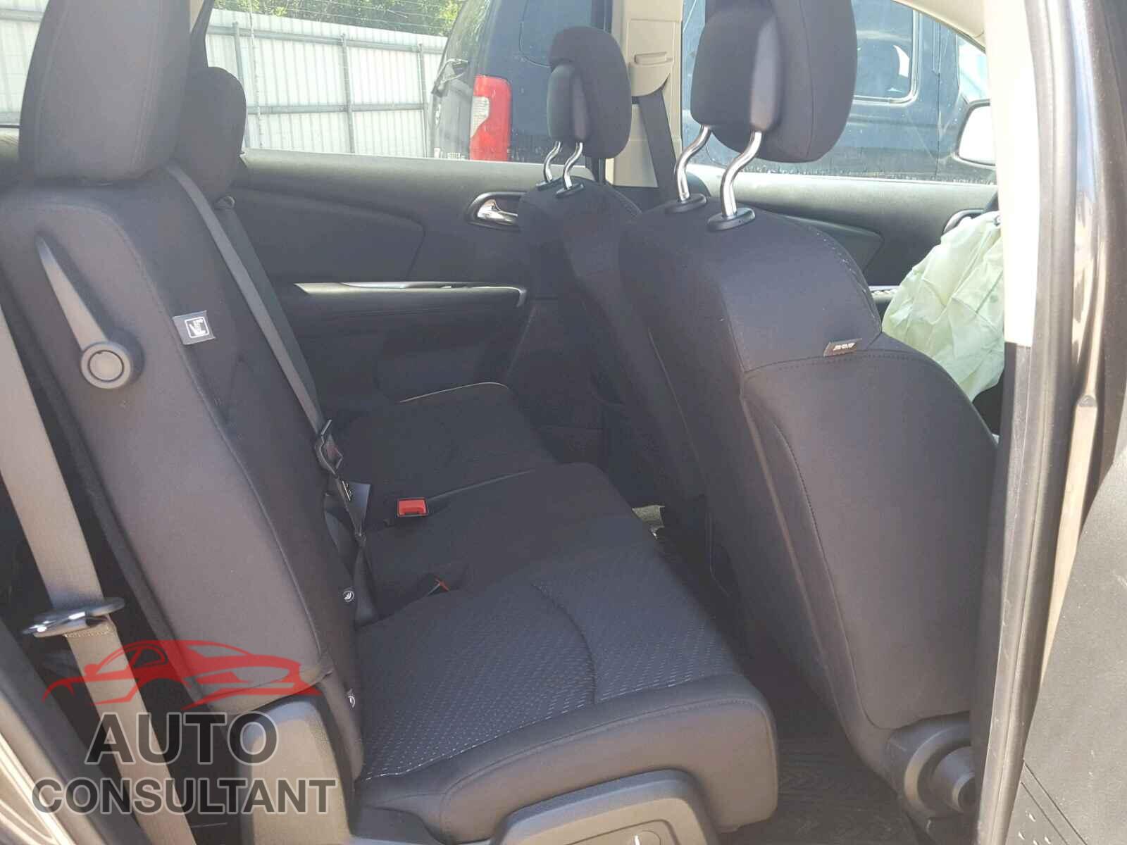 DODGE JOURNEY 2017 - 3C4PDCBB0HT676563