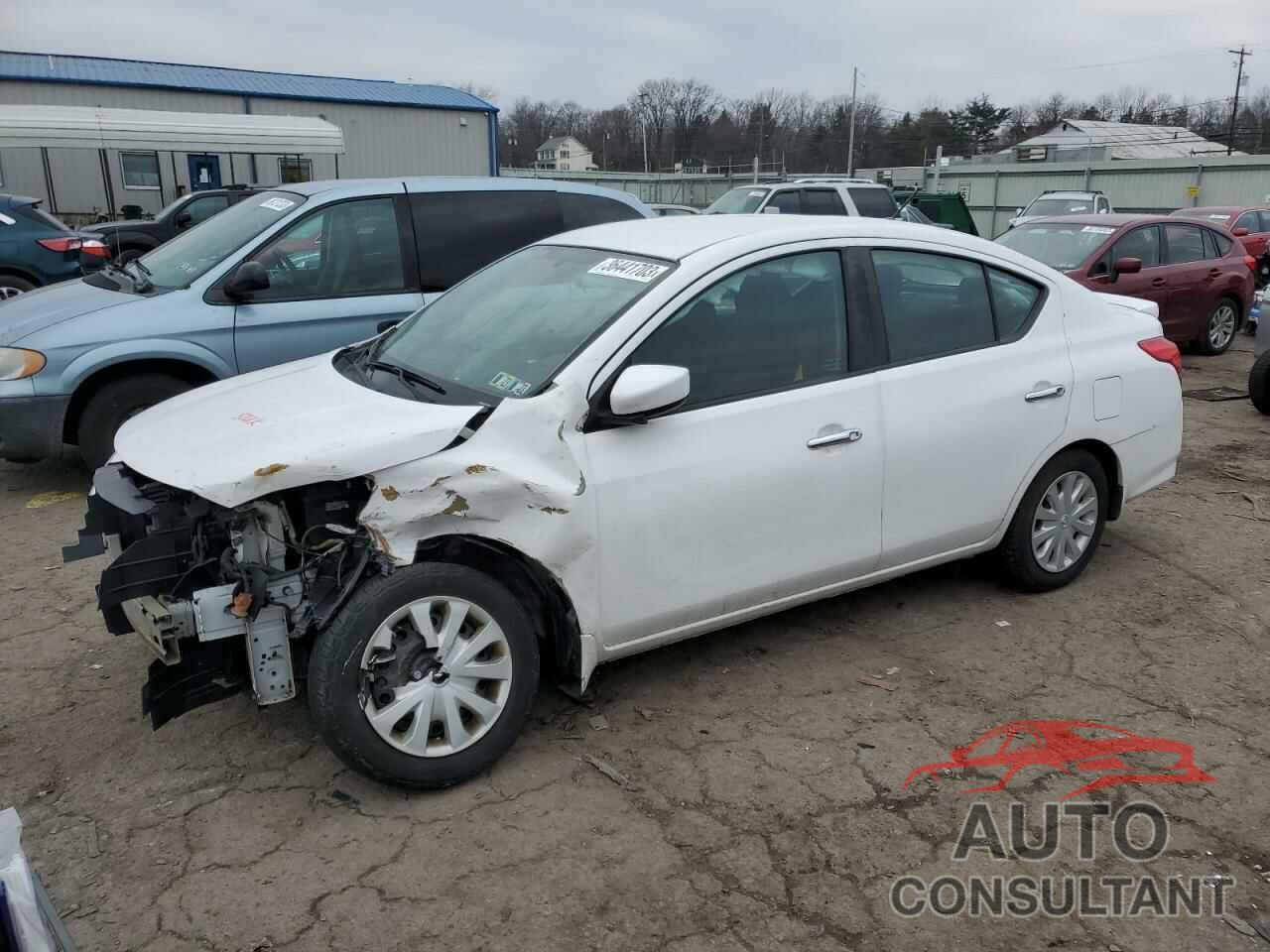 NISSAN VERSA 2017 - 3N1CN7APXHL811194