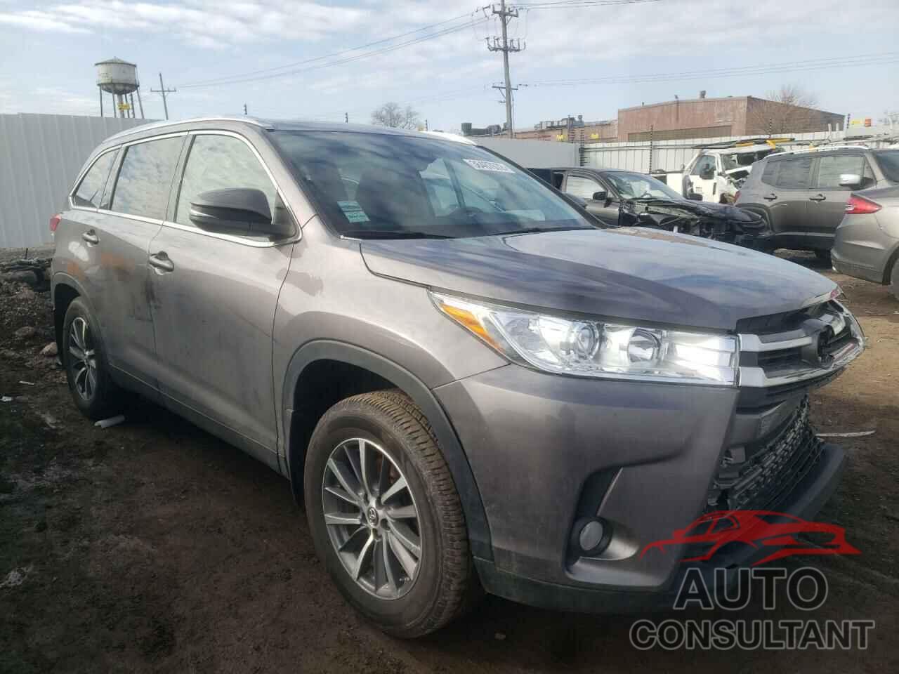 TOYOTA HIGHLANDER 2019 - 5TDJZRFH7KS582559