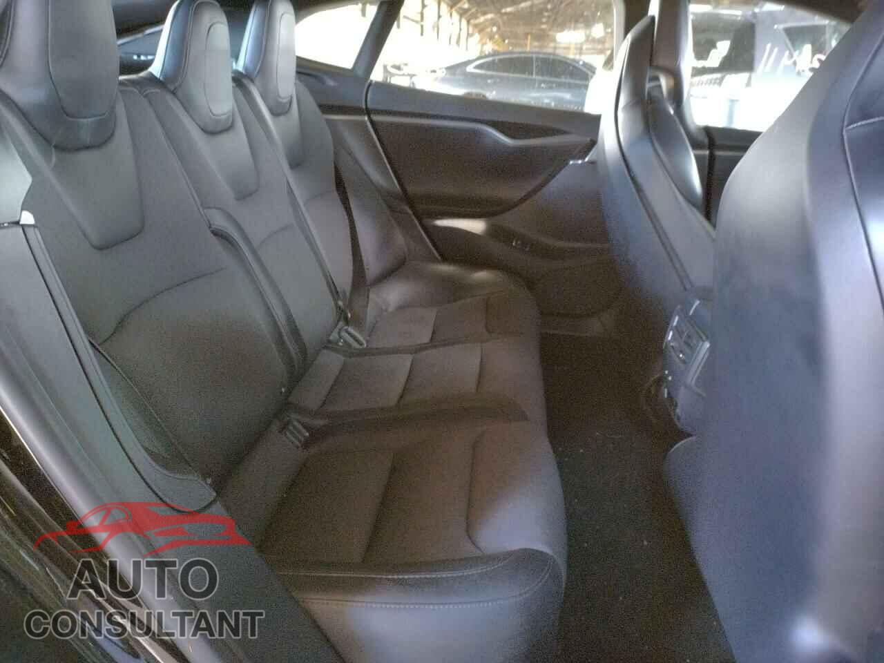 TESLA MODEL S 2018 - 5YJSA1E20JF293648