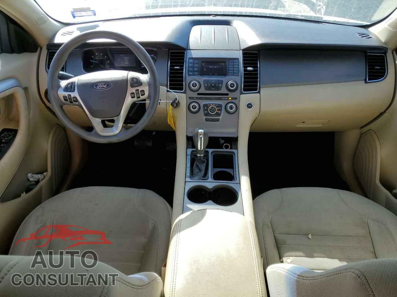 FORD TAURUS 2018 - 1FAHP2D86JG103142