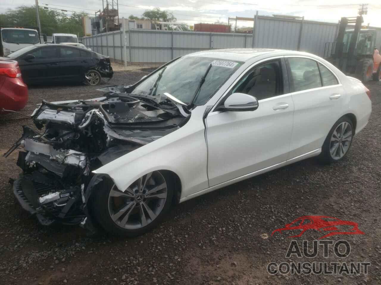 MERCEDES-BENZ C-CLASS 2018 - 55SWF4JBXJU266658