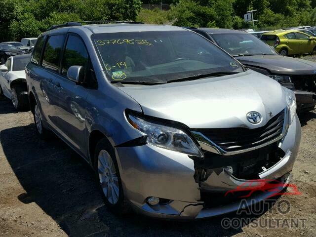 TOYOTA SIENNA 2016 - 5TDDK3DC6GS135721