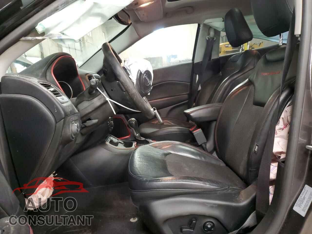 JEEP COMPASS 2017 - 3C4NJDDB7HT689359