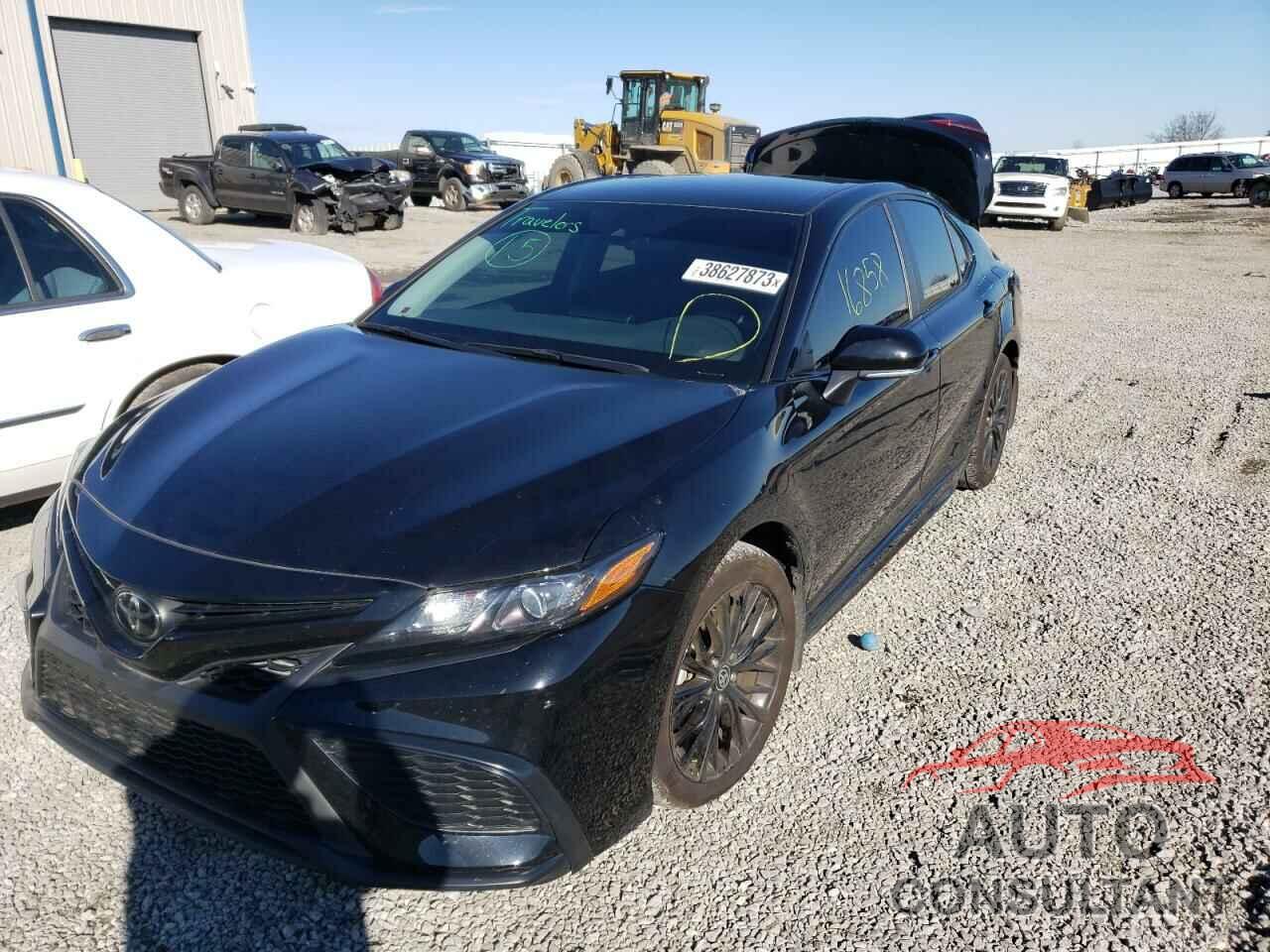 TOYOTA CAMRY 2022 - 4T1G11AKXNU024139