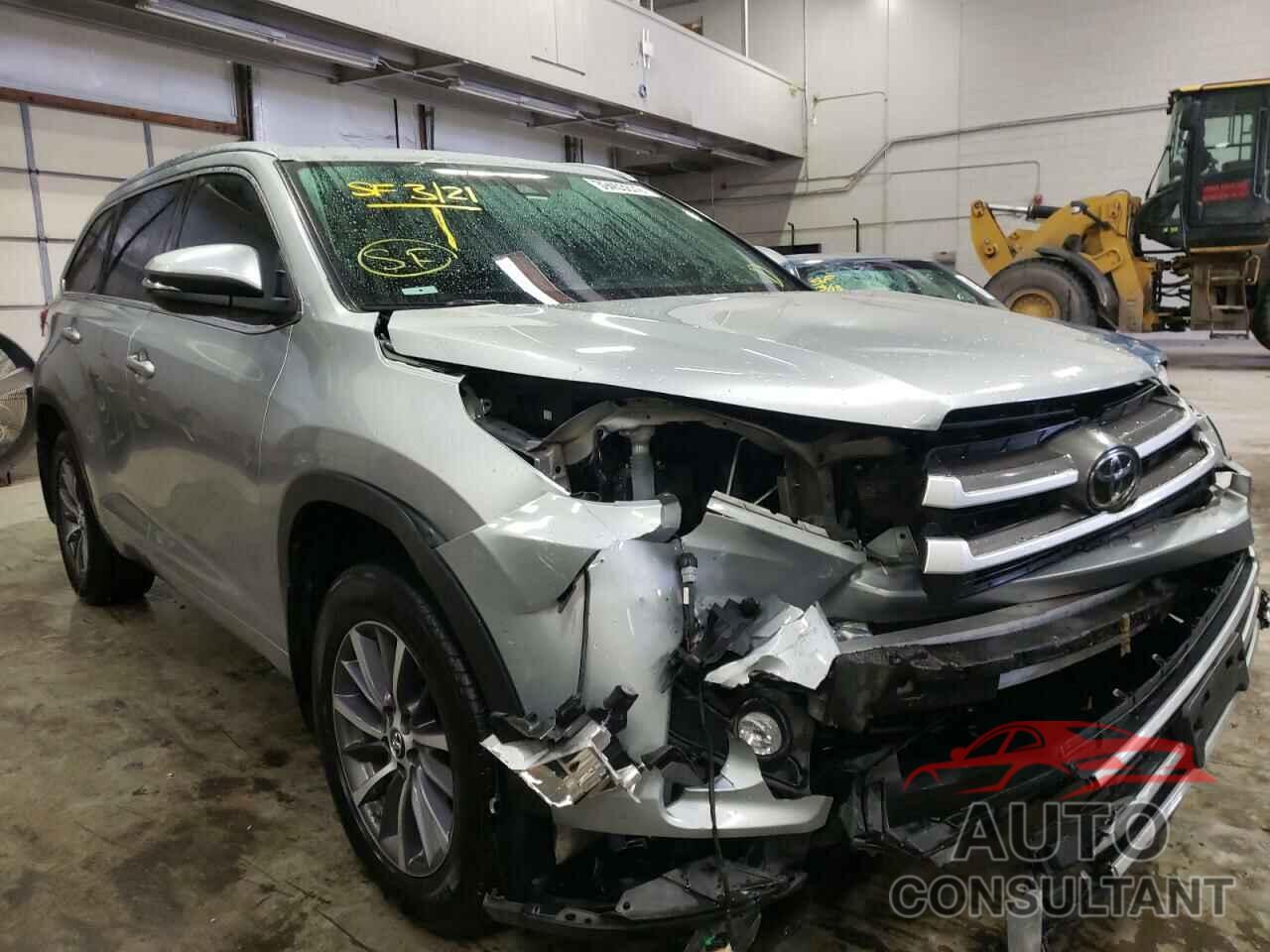 TOYOTA HIGHLANDER 2018 - 5TDJZRFH2JS845099