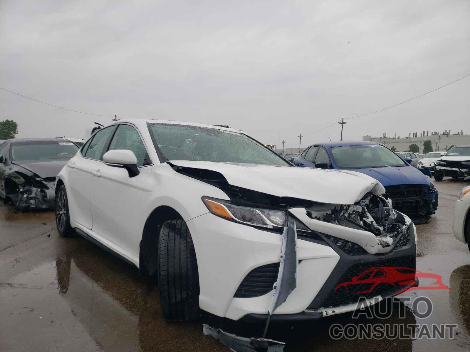 TOYOTA CAMRY 2020 - 4T1J11AK2LU935519