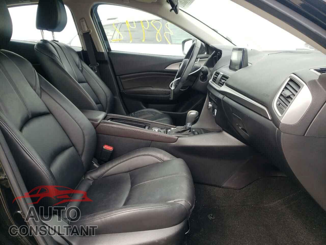 MAZDA 3 2017 - 3MZBN1V72HM114092