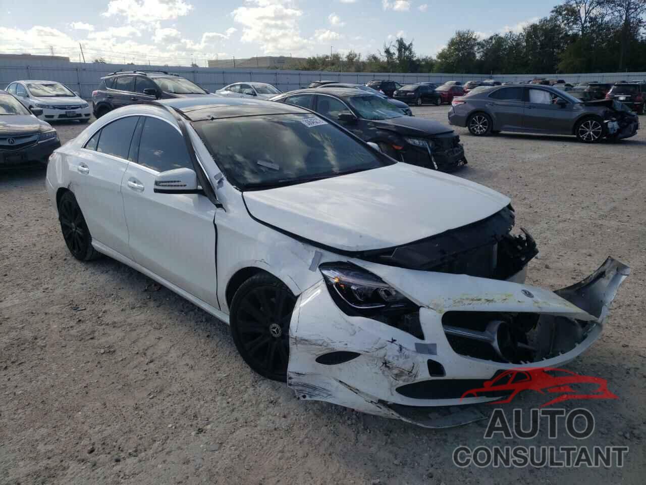 MERCEDES-BENZ CLA-CLASS 2018 - WDDSJ4EB6JN675319