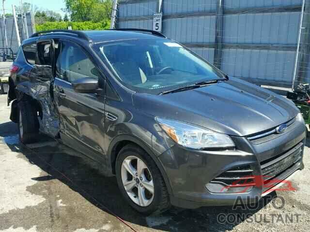 FORD ESCAPE 2015 - 1FMCU0GX3FUA22902