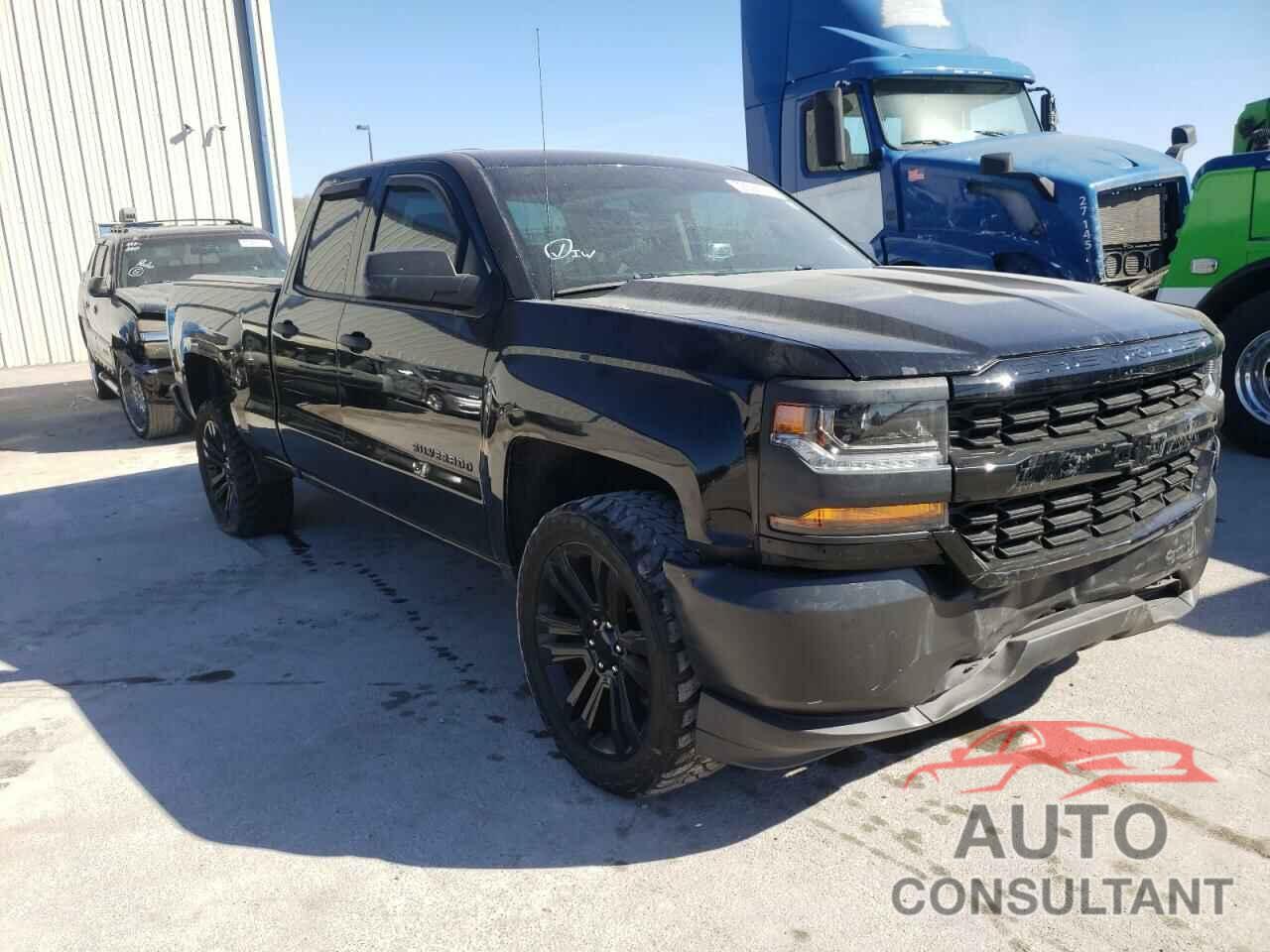 CHEVROLET SILVERADO 2018 - 1GCRCNEH2JZ331184