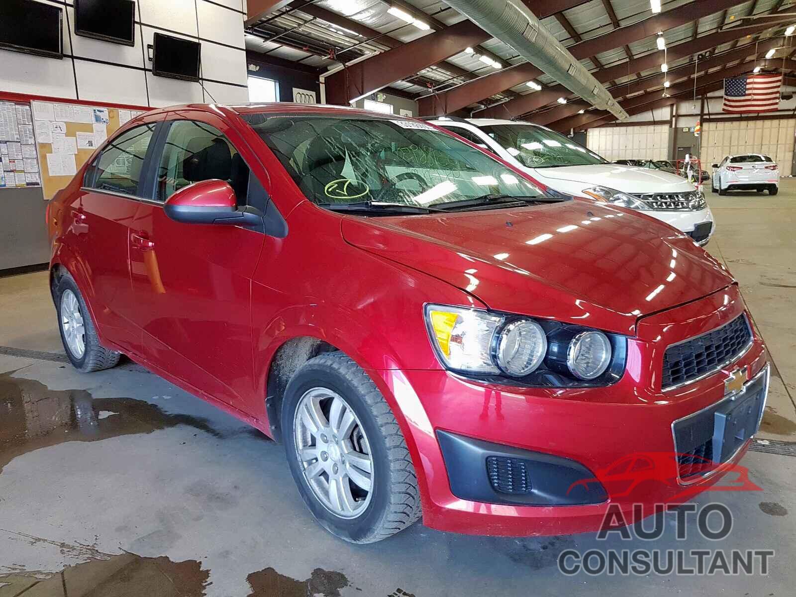 CHEVROLET SONIC 2016 - 3N1AB7AP5HL646185