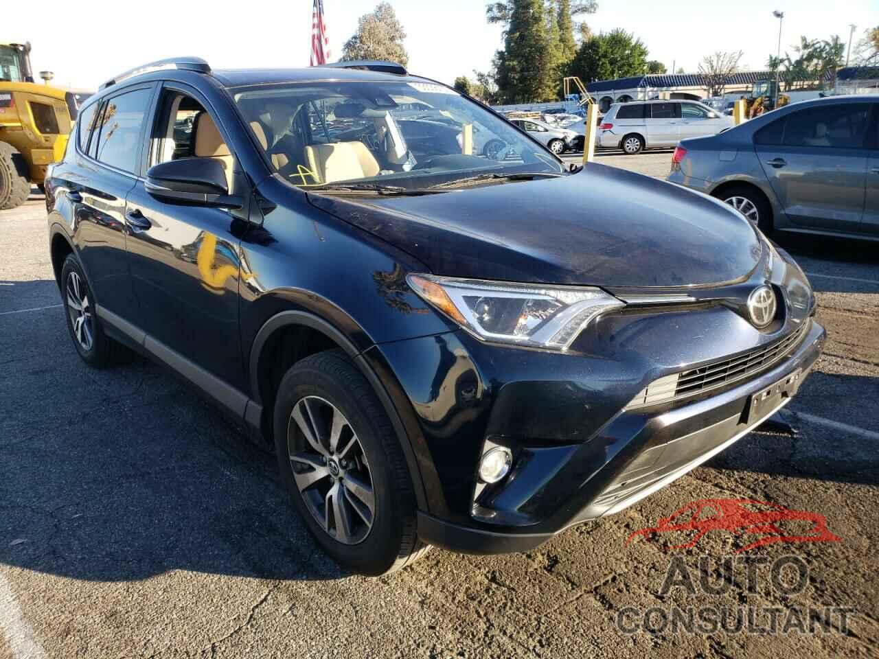 TOYOTA RAV4 2017 - JTMWFREV1HD098803