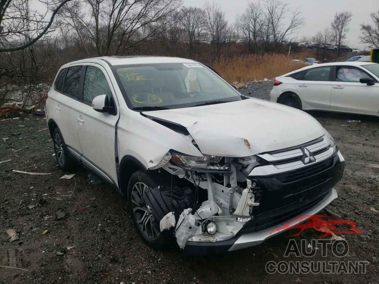 MITSUBISHI OUTLANDER 2018 - JA4AD3A33JZ014565