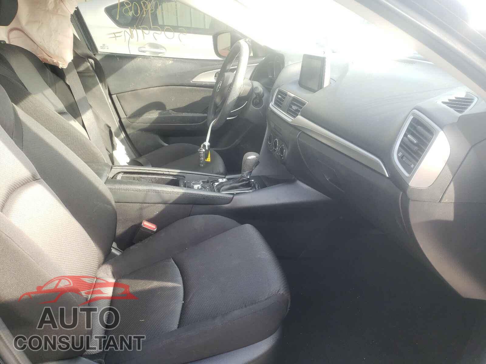 MAZDA 3 2017 - 3MZBN1U78HM149897