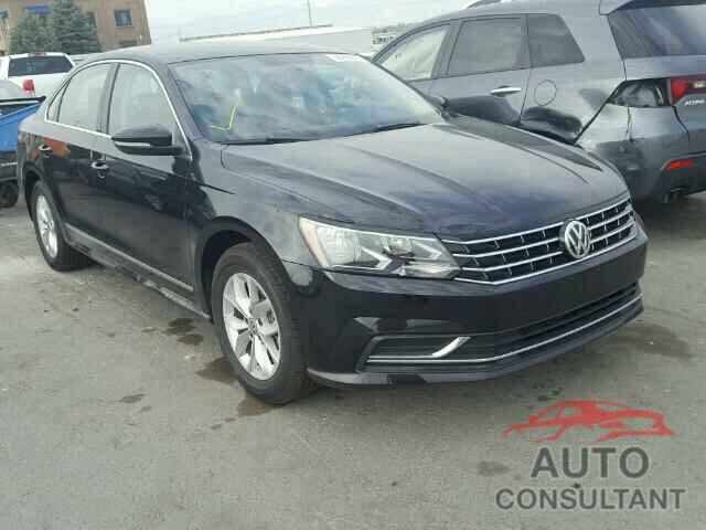 VOLKSWAGEN PASSAT 2017 - 1VWAT7A32HC012140