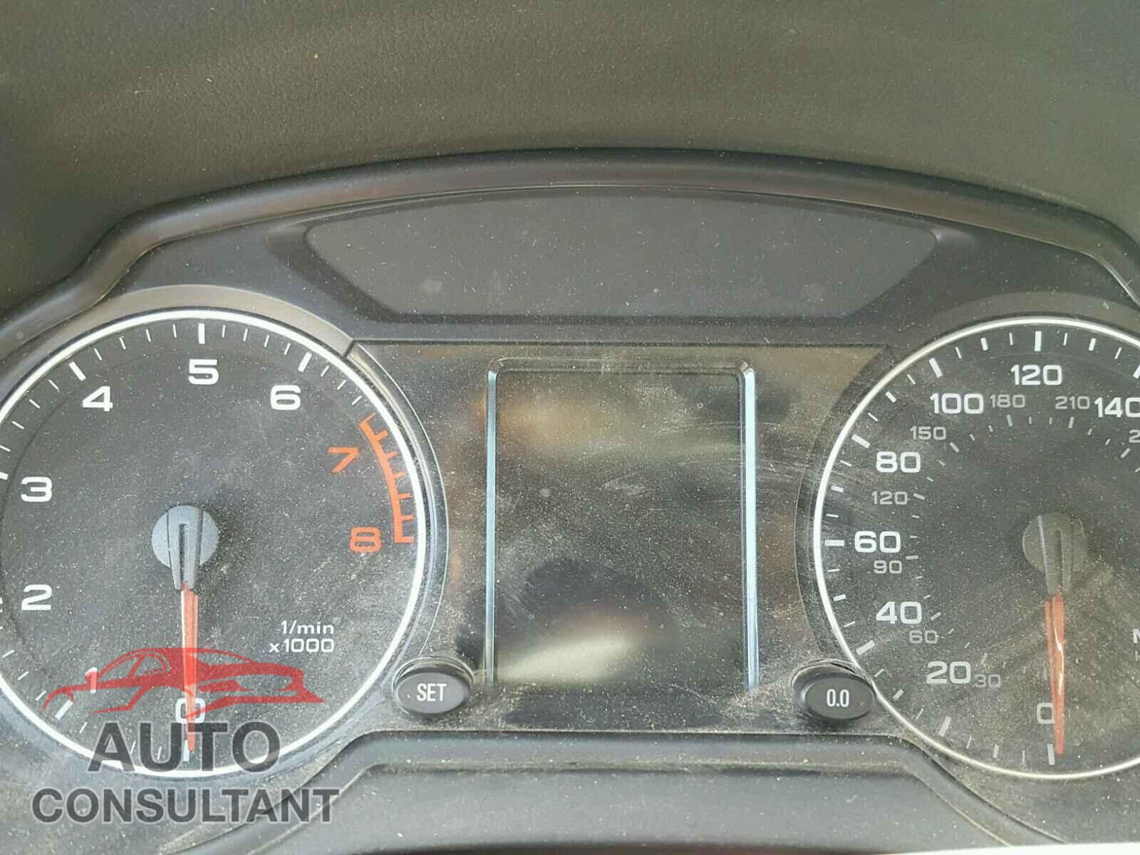 AUDI Q5 2011 - WA1CFAFP2BA047608