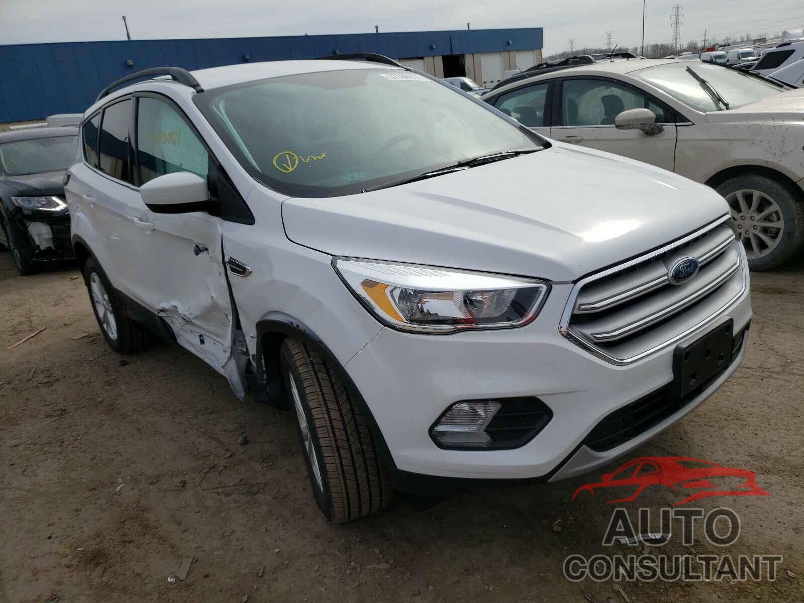 FORD ESCAPE 2018 - 1FMCU0GD1JUB09941