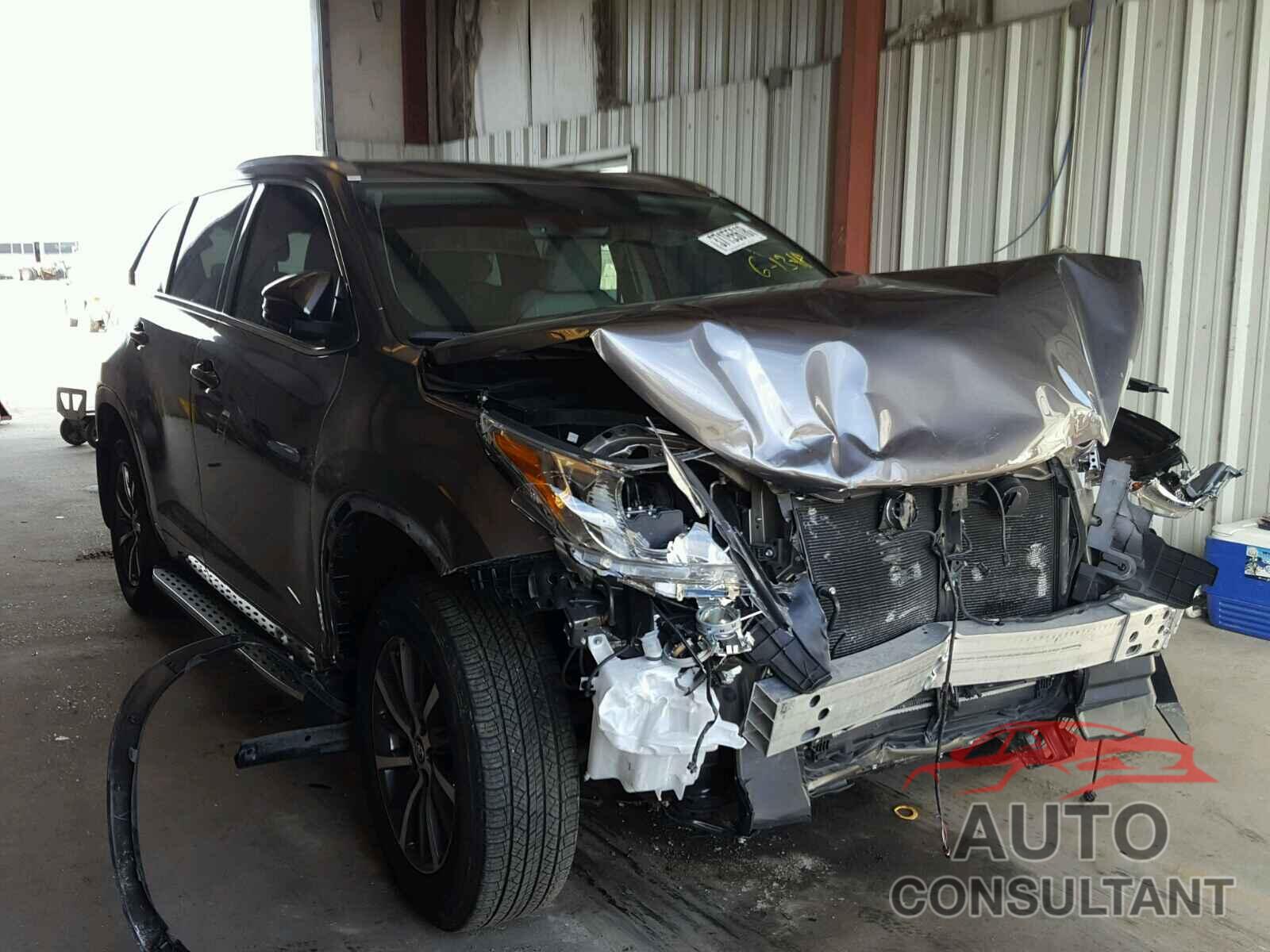 TOYOTA HIGHLANDER 2017 - 5TDKZRFH5HS520963