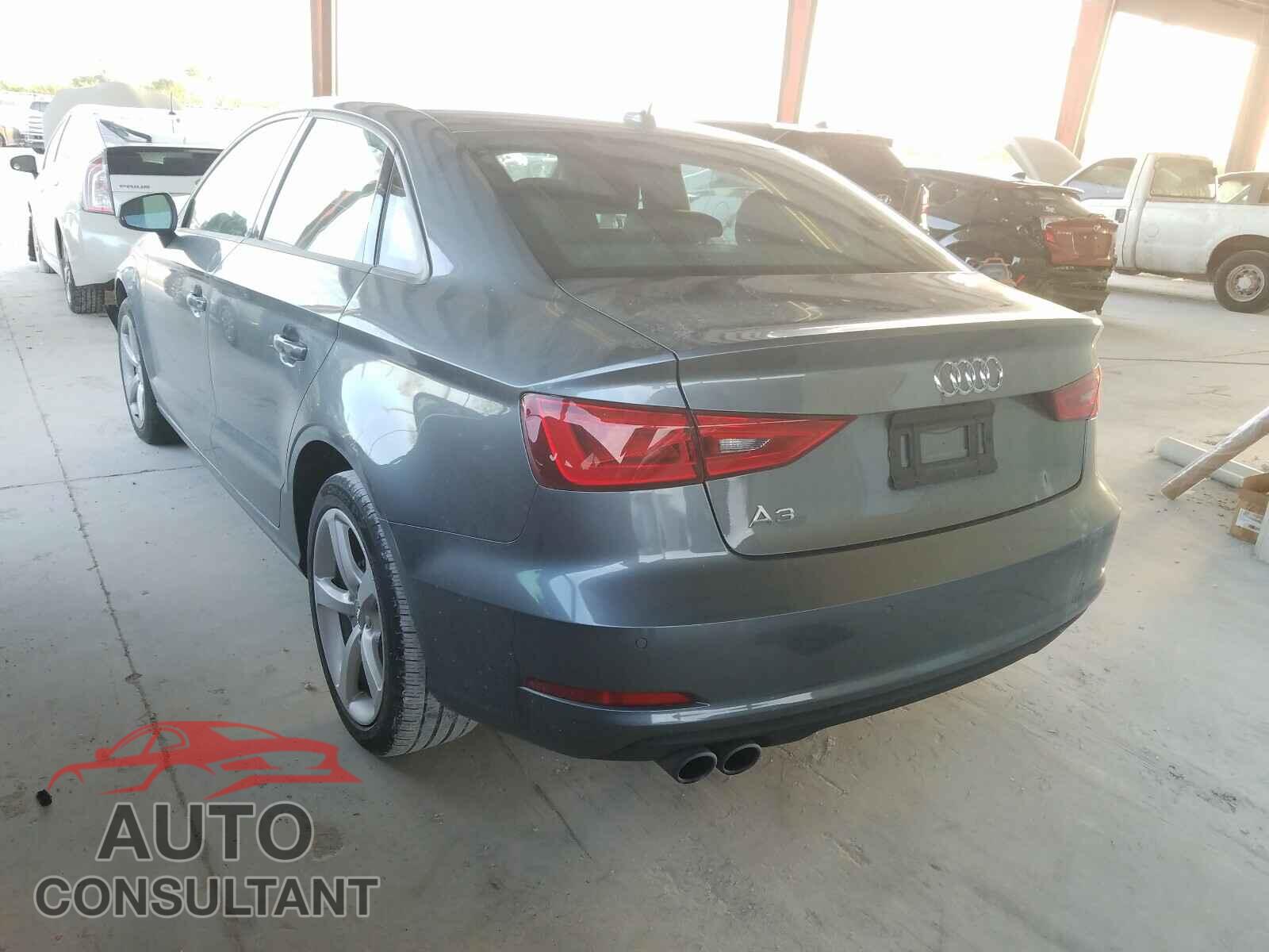 AUDI A3 2016 - WAUA7GFF4G1068792