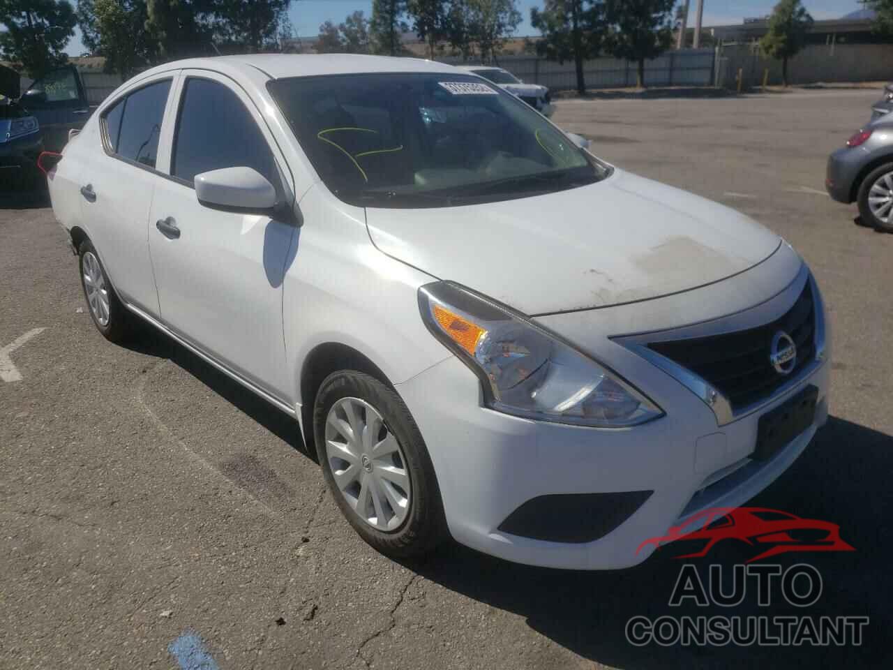 NISSAN VERSA 2019 - 3N1CN7AP8KL809158