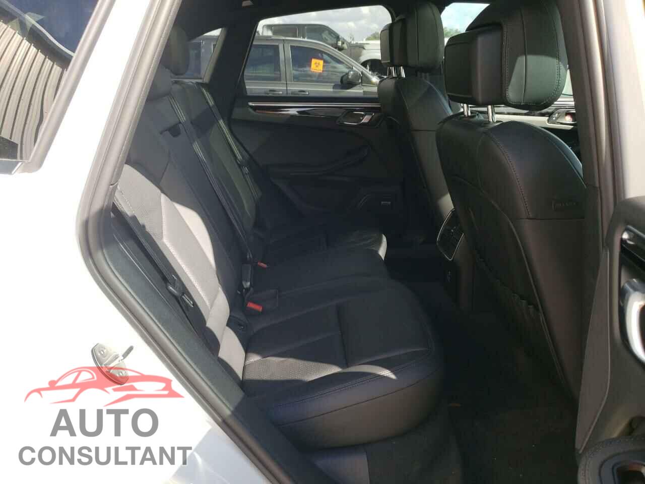 PORSCHE MACAN 2021 - WP1AA2A57MLB00249