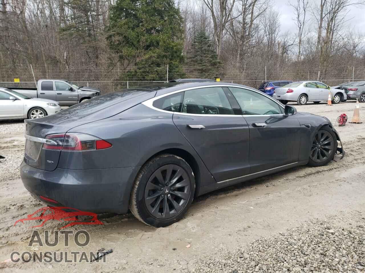 TESLA MODEL S 2017 - 5YJSA1E2XHF215615