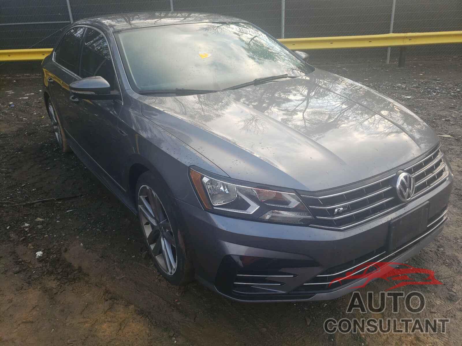 VOLKSWAGEN PASSAT 2017 - 1VWDT7A30HC031475