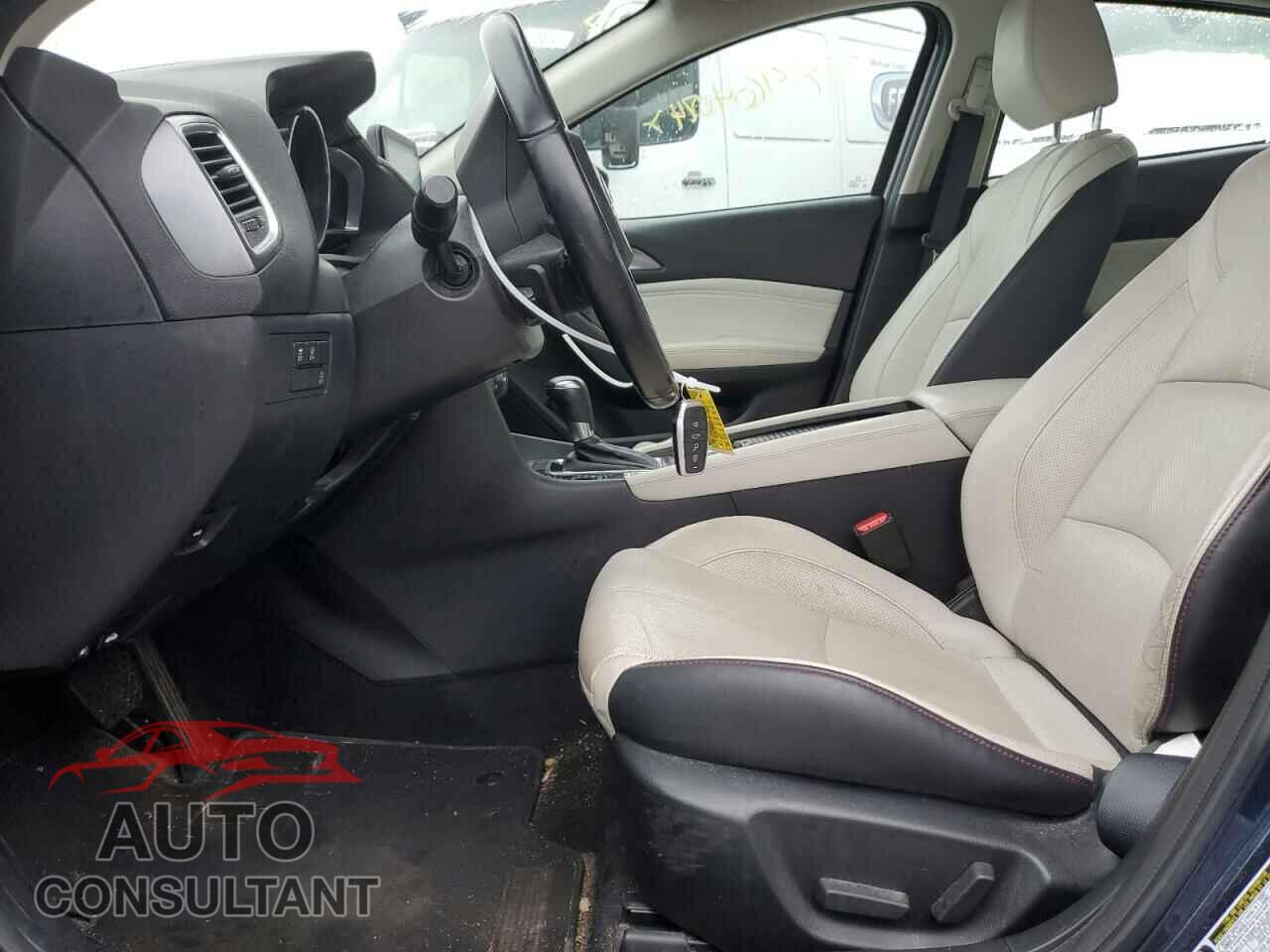 MAZDA 3 2017 - 3MZBN1W30HM130495