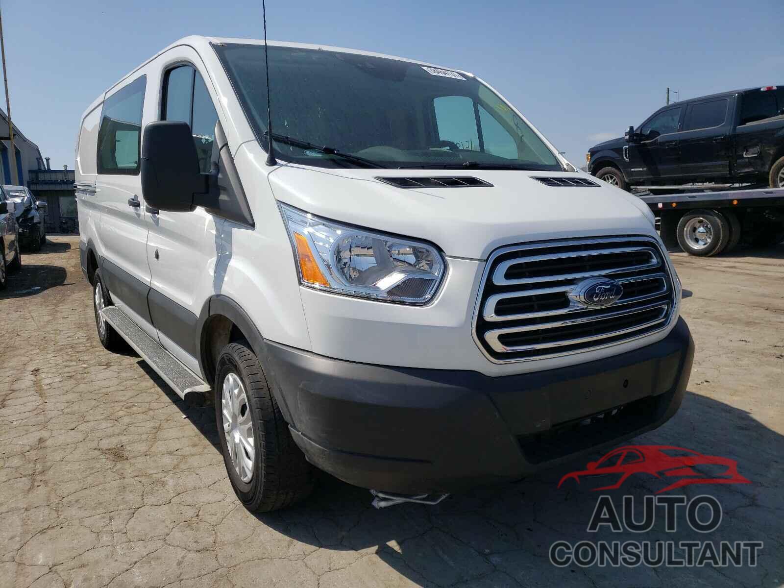 FORD TRANSIT CO 2019 - 1FTYR1YM9KKB52517