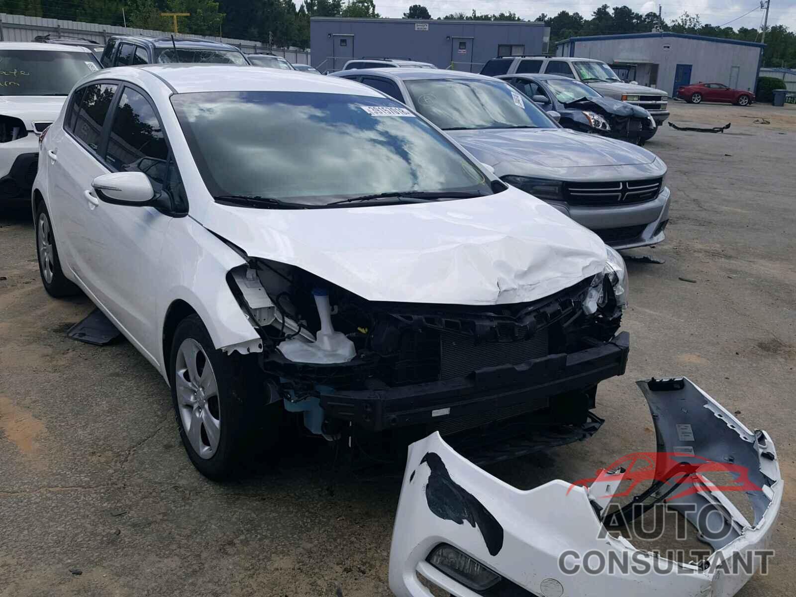 KIA FORTE 2016 - KNAFK5A87G5568164