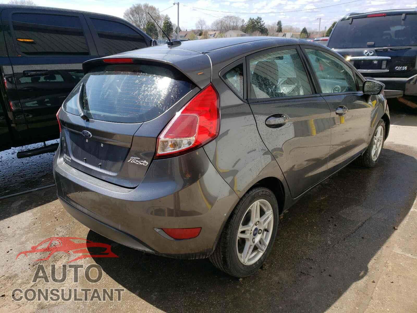 FORD FIESTA 2017 - 3FADP4EJ4HM129069