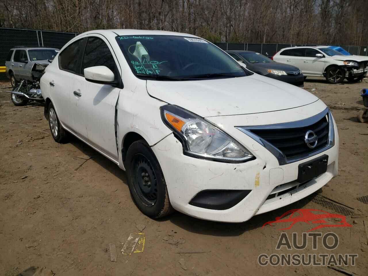 NISSAN VERSA 2018 - 3N1CN7AP3JL859044