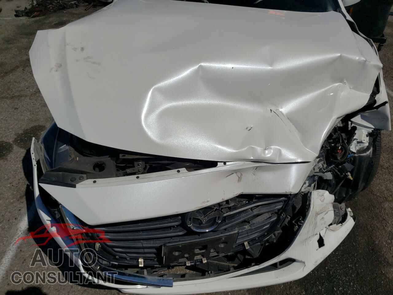 MAZDA 3 2017 - 3MZBN1K76HM158178