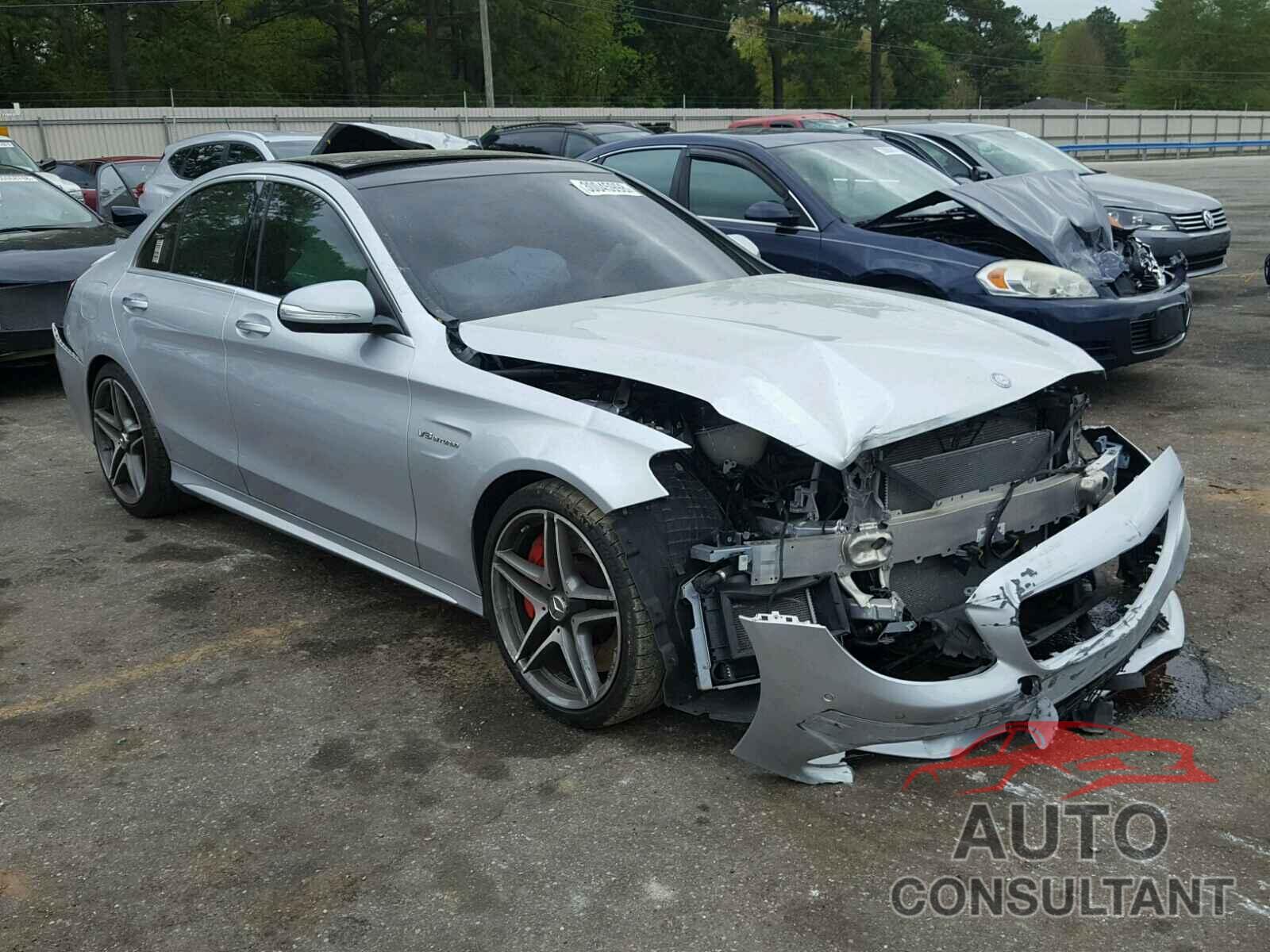 MERCEDES-BENZ C63 2015 - 55SWF8HB5FU078537
