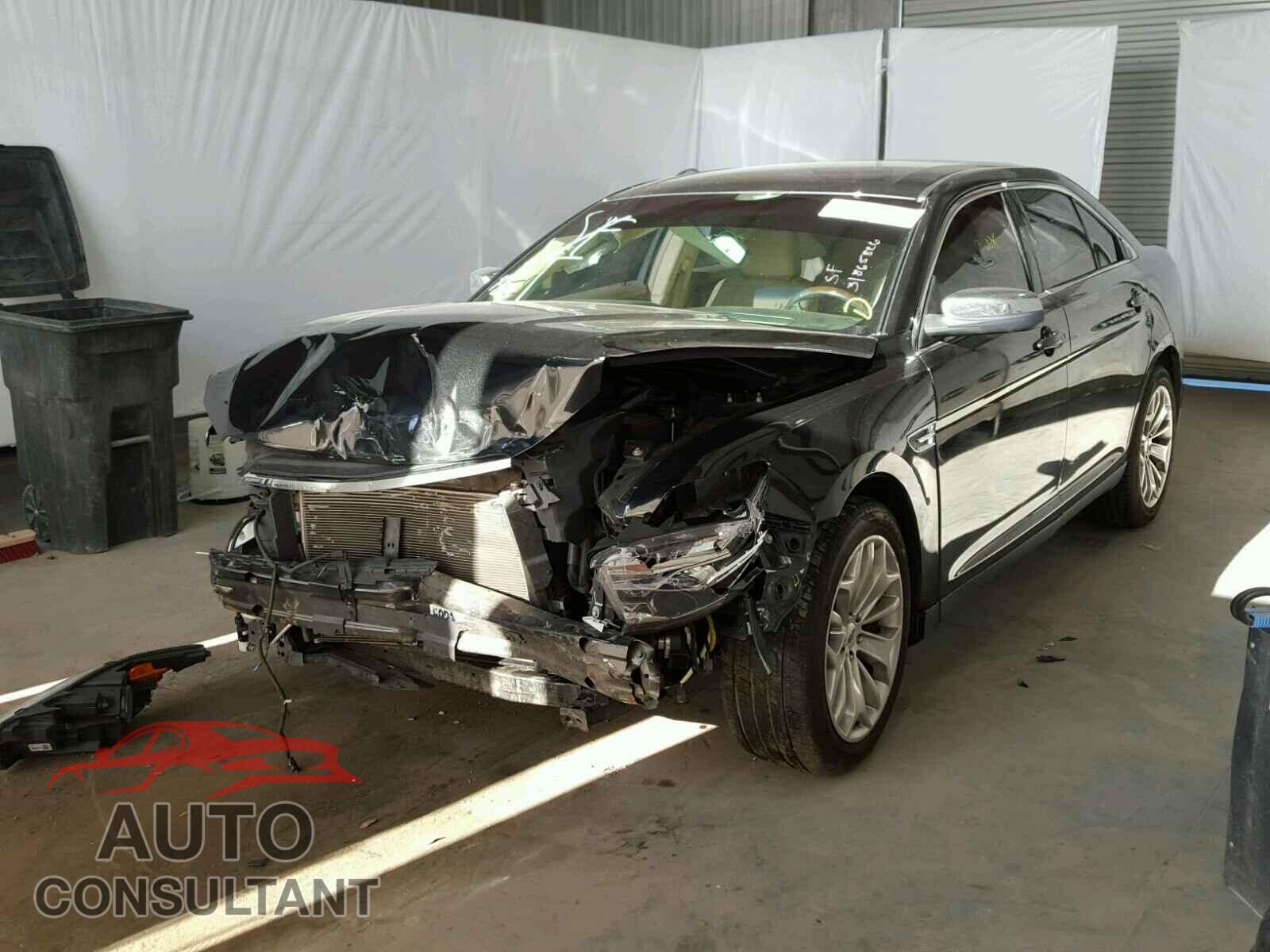 FORD TAURUS 2015 - 3KPC24A32KE044194