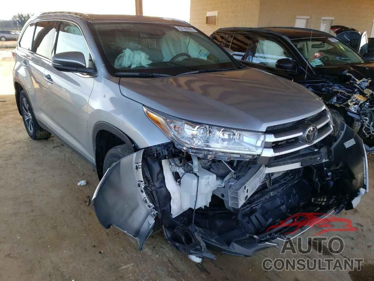 TOYOTA HIGHLANDER 2019 - 5TDJZRFH6KS926771
