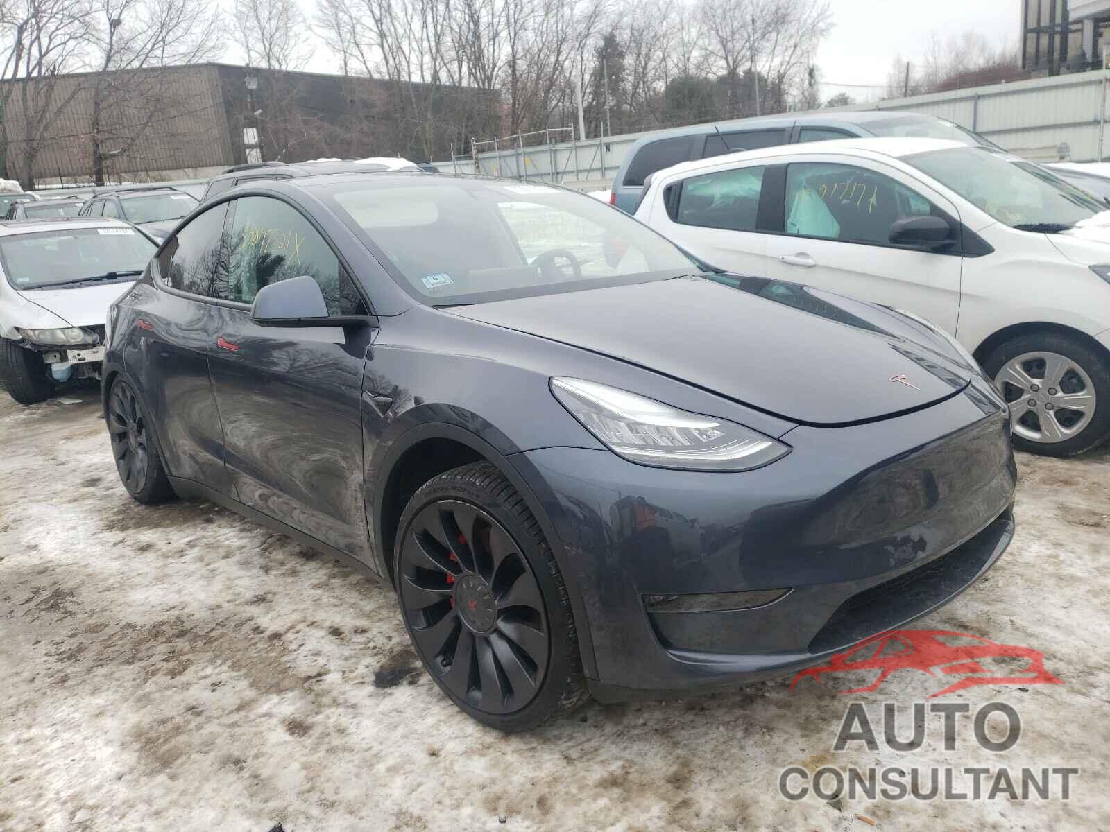 TESLA MODEL Y 2020 - 5YJYGDEF3LF011440