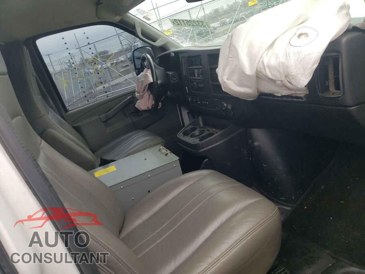 CHEVROLET EXPRESS 2016 - 2HGFC2F68KH532217