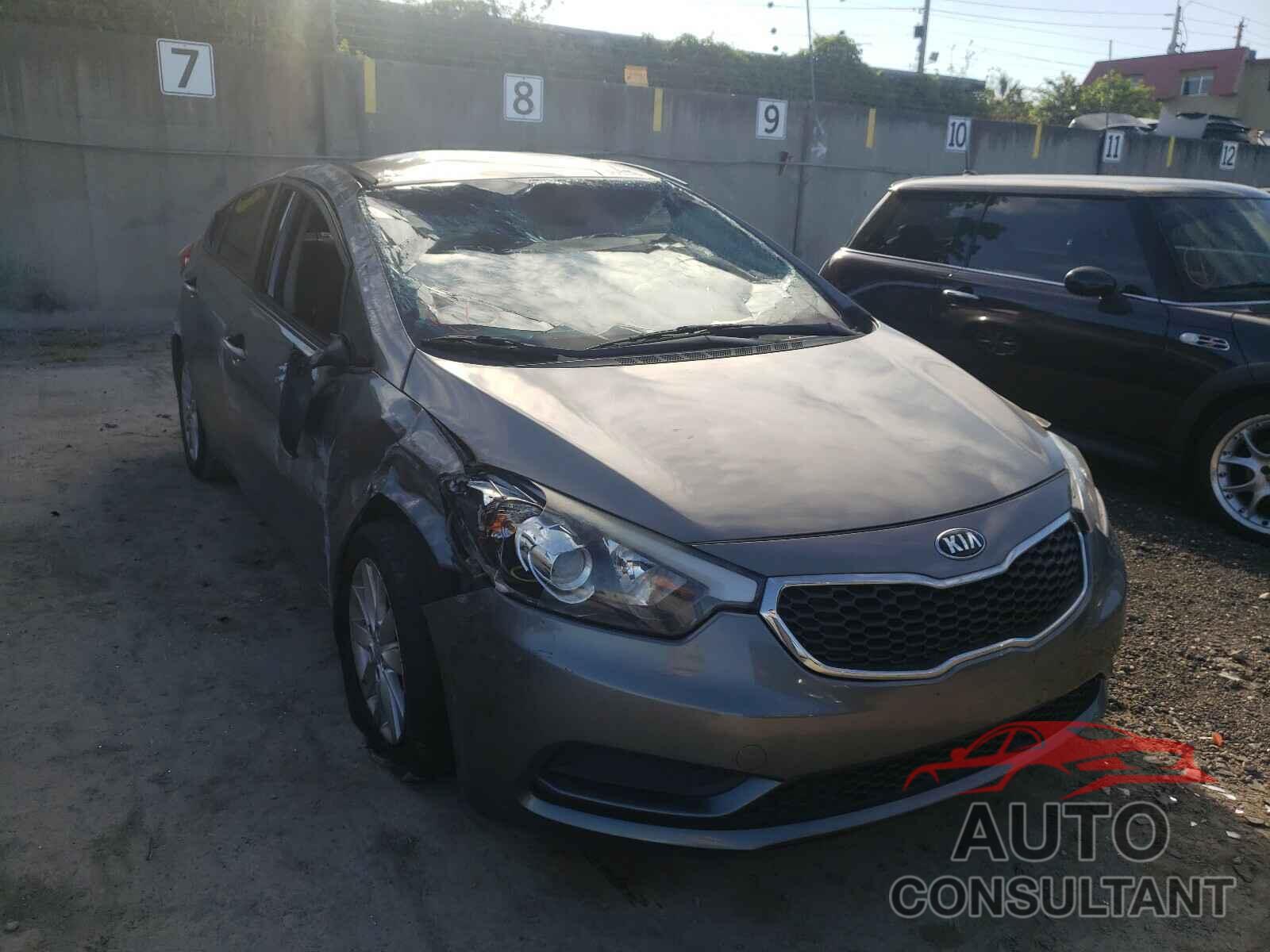 KIA FORTE 2016 - KNAFX4A61G5583978