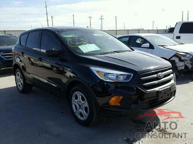 FORD ESCAPE 2017 - 1FMCU0F70HUC13861