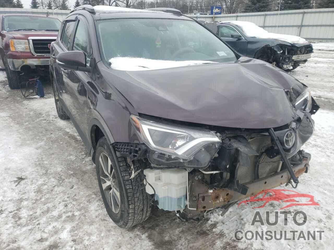 TOYOTA RAV4 2018 - 2T3RFREV2JW705619