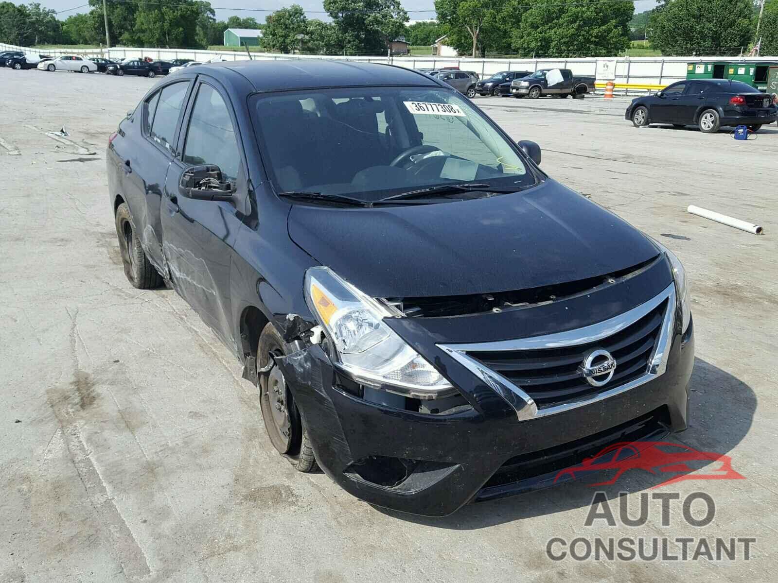 NISSAN VERSA 2015 - 3N1CN7AP4FL885174