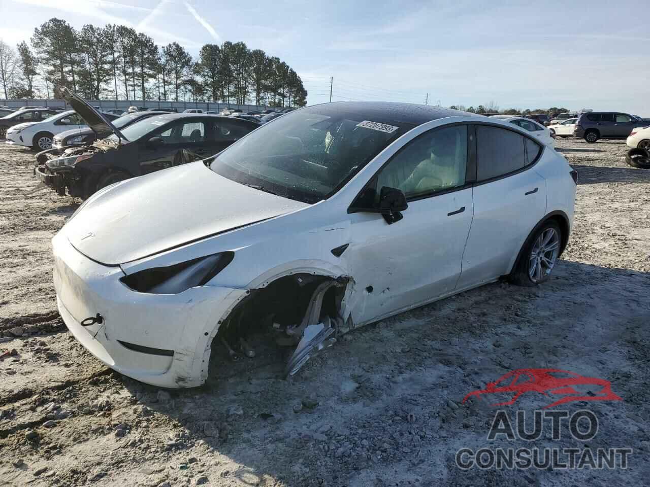 TESLA MODEL Y 2021 - 5YJYGAEE7MF200728