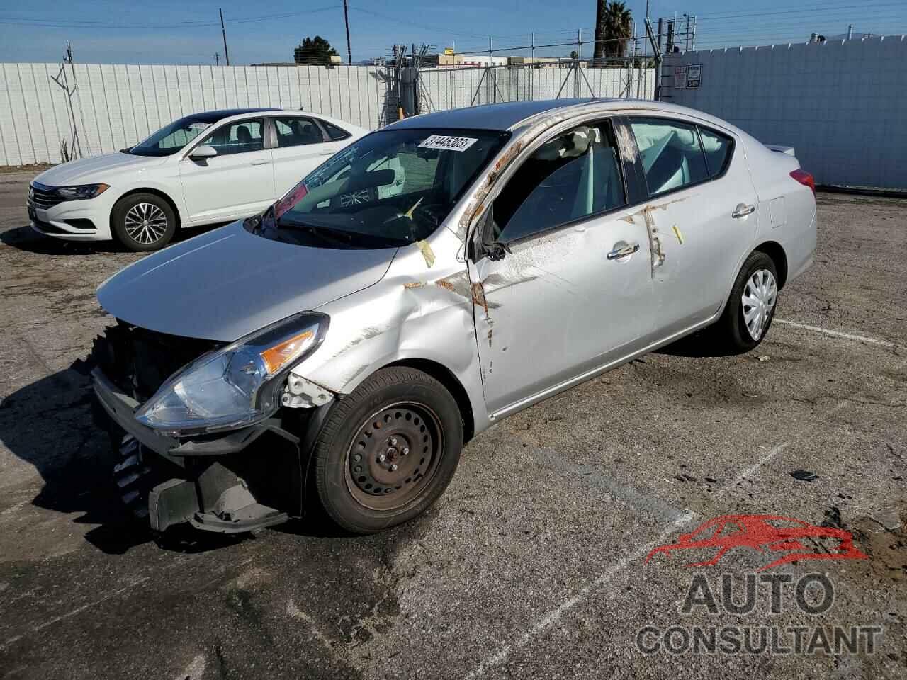 NISSAN VERSA 2019 - 3N1CN7AP1KL867404