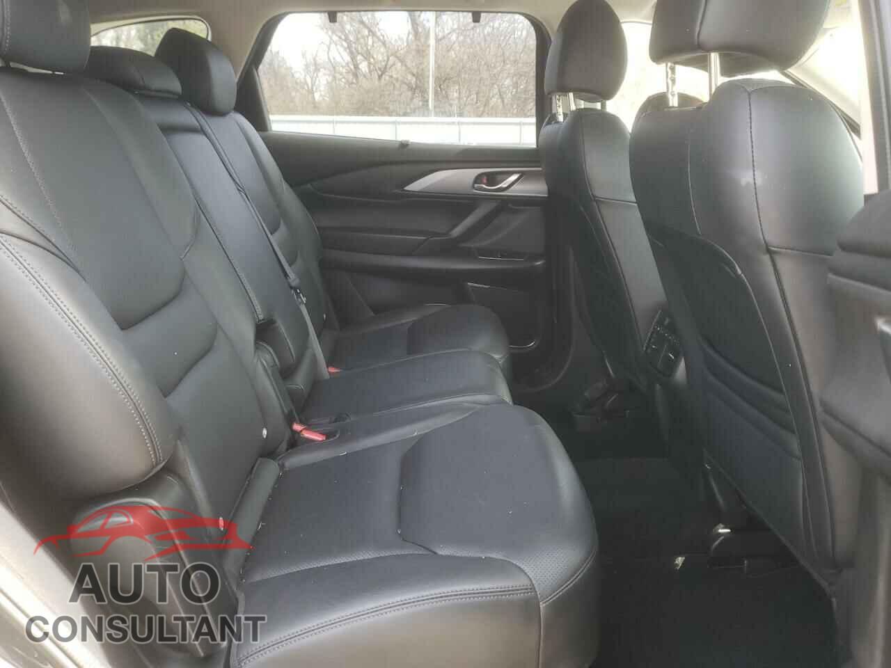 MAZDA CX-9 2018 - JM3TCBCY9J0218061