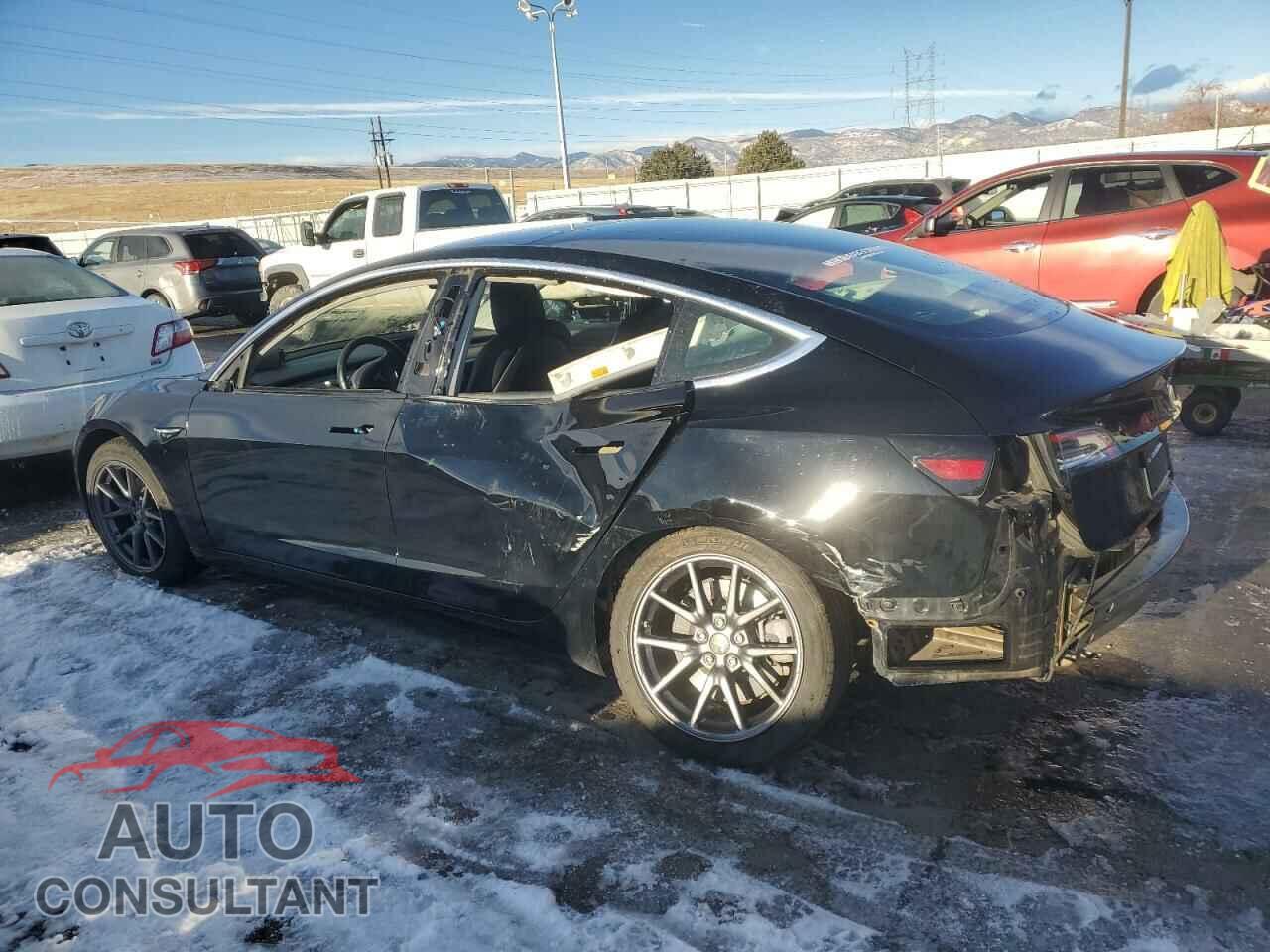 TESLA MODEL 3 2018 - 5YJ3E1EB7JF186816