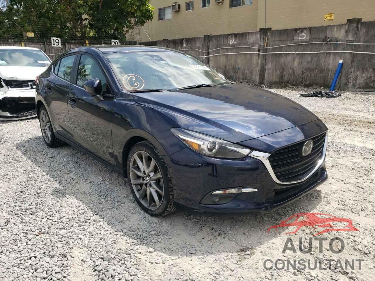 MAZDA 3 2018 - 3MZBN1W39JM162450