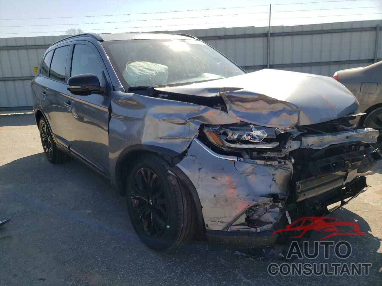MITSUBISHI OUTLANDER 2018 - JA4AD3A37JZ018909