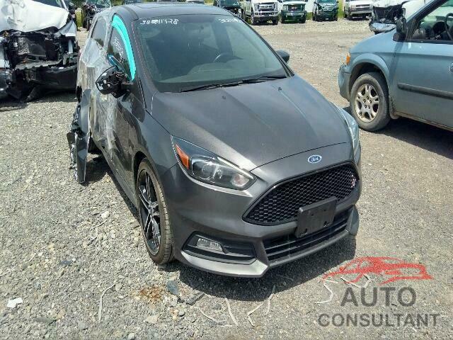 FORD FOCUS 2015 - 1FADP3L9XFL211650